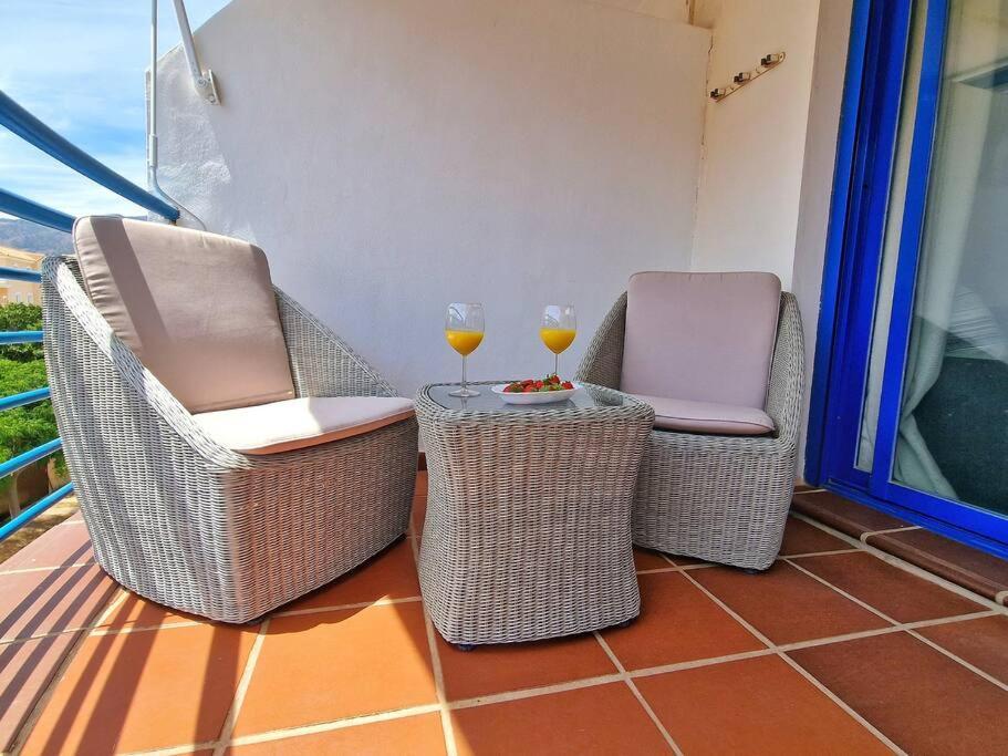 דירות בנאלמדנה Acogedor Piso Con Terraza Y Parking! מראה חיצוני תמונה