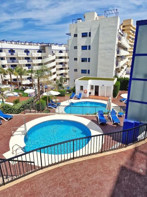 דירות בנאלמדנה Acogedor Piso Con Terraza Y Parking! מראה חיצוני תמונה