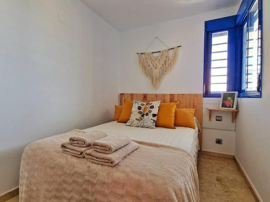 דירות בנאלמדנה Acogedor Piso Con Terraza Y Parking! מראה חיצוני תמונה